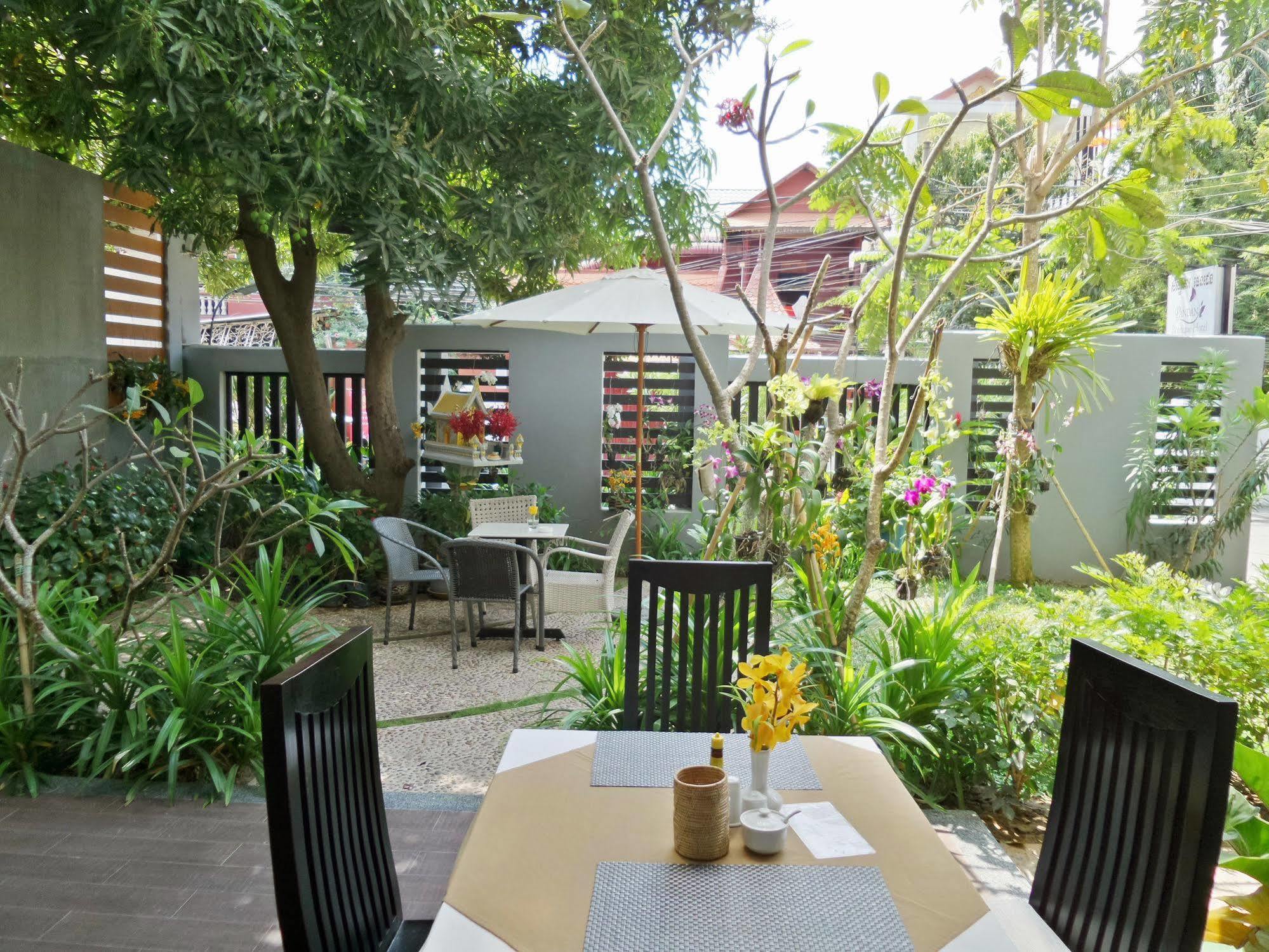 Best May Hotel Phnom-Penh Buitenkant foto