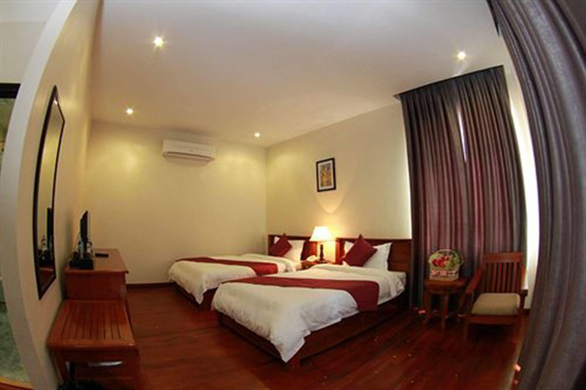 Best May Hotel Phnom-Penh Buitenkant foto